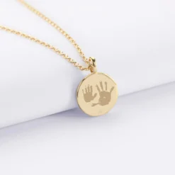 New HappyBulle Pendentif personnalisé médaille gravée plaqué or soleil 14 mm Email blanc