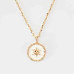 New HappyBulle Pendentif personnalisé médaille gravée plaqué or soleil 14 mm Email blanc