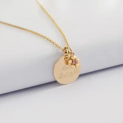 Online HappyBulle Pendentif personnalisé médaille gravée plaqué or 15 mm et breloque fleur zircon plaqué or 8 mm