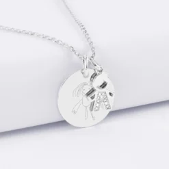 New HappyBulle Pendentif personnalisé médaille gravée argent 19 mm et breloque petit garçon scintillant 12 mm Argent rhodié 925