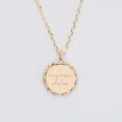Outlet HappyBulle Pendentif personnalisé médaille vintage dentelée gravée plaqué or 17 mm - Nos petits imparfaits