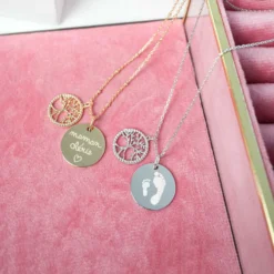 Hot HappyBulle Pendentif personnalisé médaille gravée plaqué or 19 mm et breloque arbre de vie contour torsadé 16 mm Plaqué or 18k