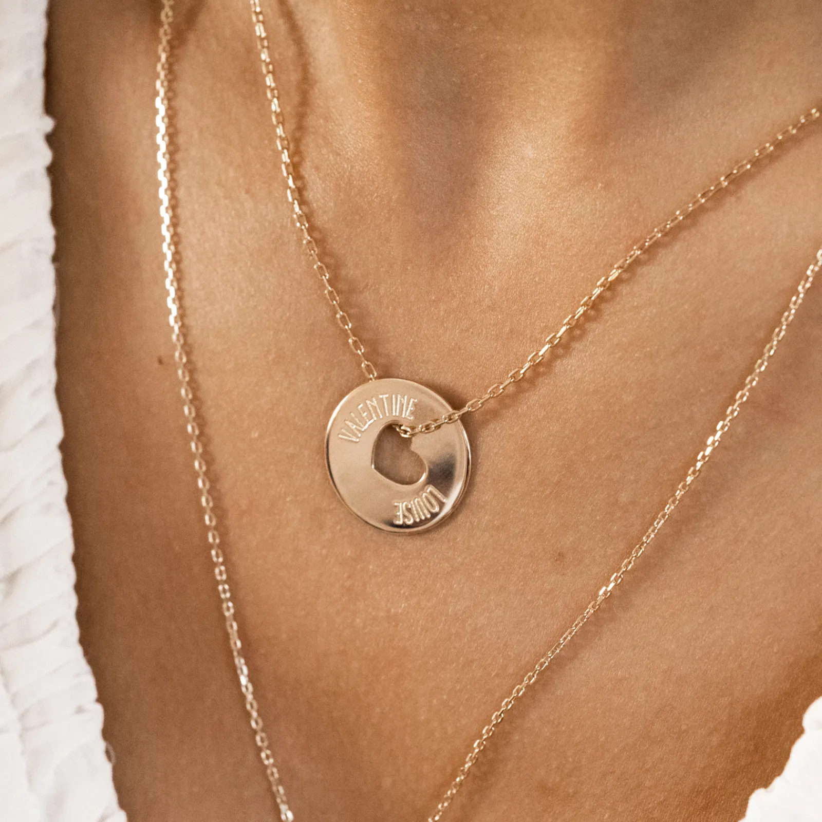 Clearance HappyBulle Pendentif personnalisé médaille gravée plaqué or cible coeur 21 mm Plaqué or 18k