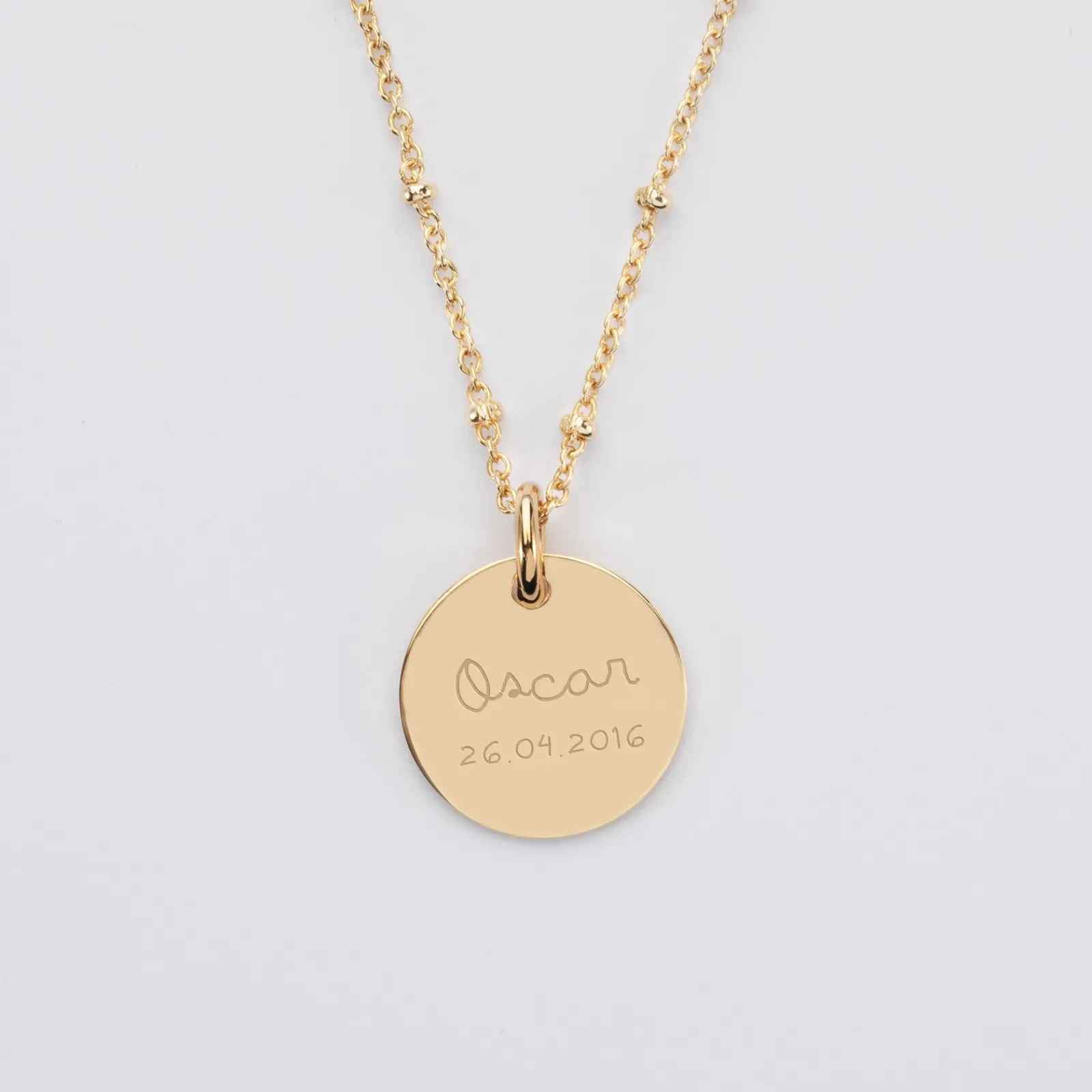 Sale HappyBulle Pendentif personnalisé médaille gravée plaqué or 15 mm Plaqué or 18k