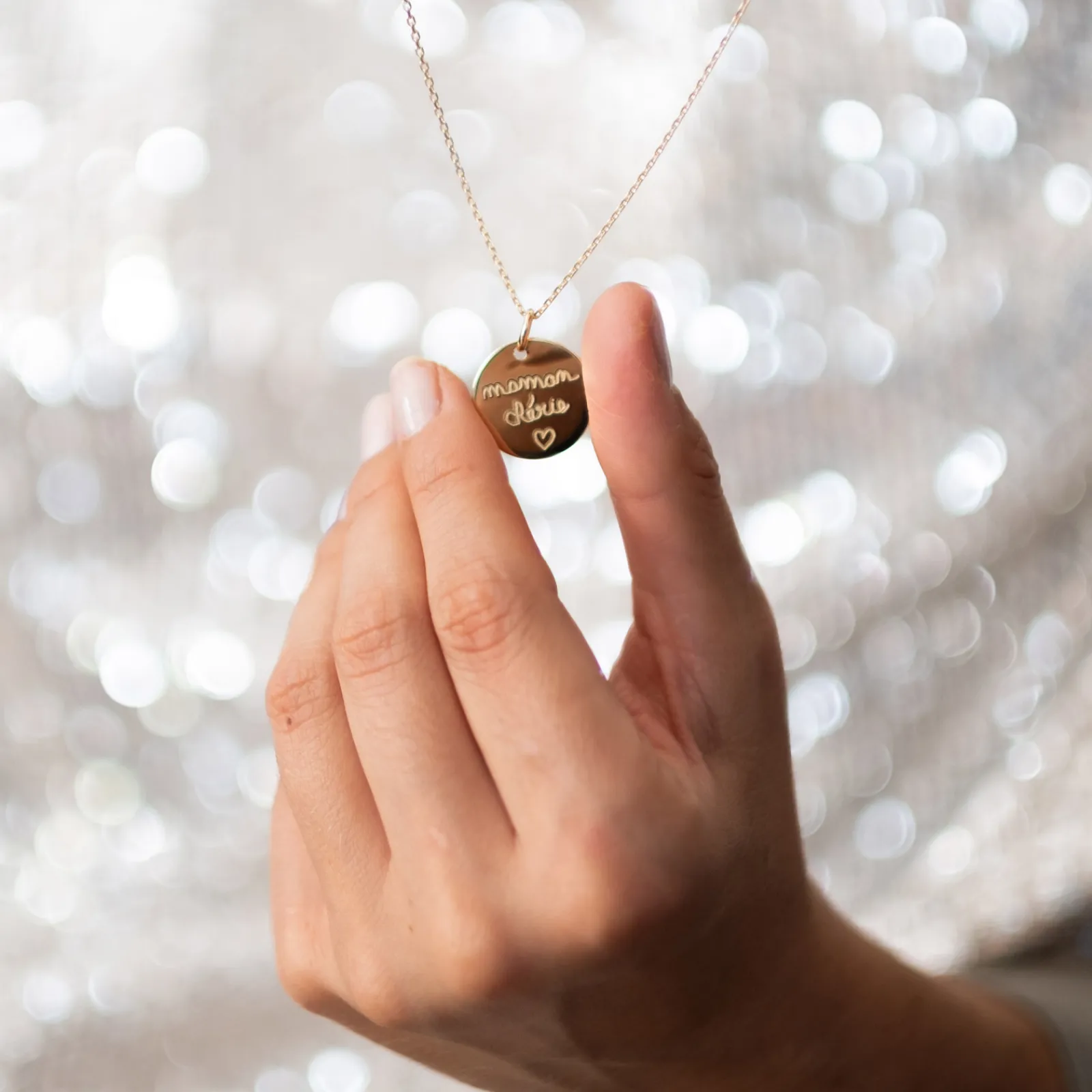 Sale HappyBulle Pendentif personnalisé médaille gravée plaqué or 15 mm Plaqué or 18k