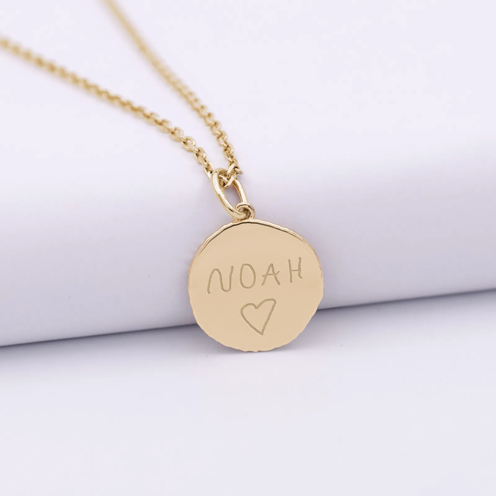 New HappyBulle Pendentif personnalisé médaille gravée plaqué or rose des vents texturée 14 mm Plaqué or 18k