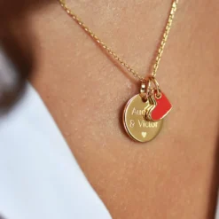 Best HappyBulle Pendentif personnalisé médaille gravée plaqué or 15 mm et breloque coeur email 10 mm Plaqué or 18k