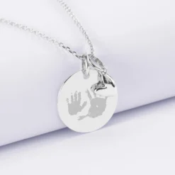 HappyBulle Pendentif personnalisé médaille gravée argent 19 mm et breloque petit coeur bombé 7 mm - x Atelier Wagram Argent rhodié 925