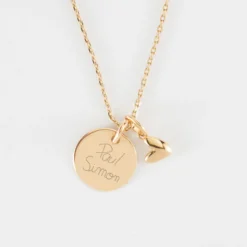 Online HappyBulle Pendentif personnalisé médaille gravée plaqué or 15 mm et breloque petit coeur bombé 7 mm - x Atelier Wagram