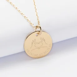 Outlet HappyBulle Pendentif personnalisé médaille gravée plaqué or 19 mm - Edition spéciale Love hand Plaqué or 18k