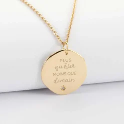 Clearance HappyBulle Pendentif personnalisé médaille scintillante gravée plaqué or 20 mm Plaqué or 18k