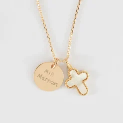 Sale HappyBulle Pendentif personnalisé médaille gravée plaqué or 15 mm et breloque croix nacre 16 mm