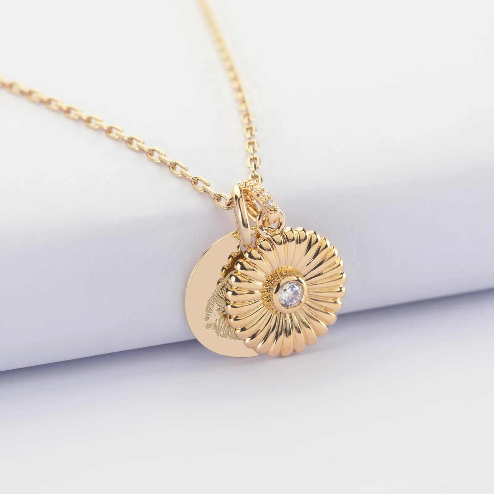 Best HappyBulle Pendentif personnalisé médaille gravée plaqué or 15 mm et breloque scintillant 14 mm Tournesol