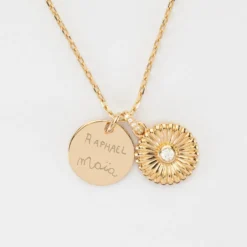 Best HappyBulle Pendentif personnalisé médaille gravée plaqué or 15 mm et breloque scintillant 14 mm Tournesol