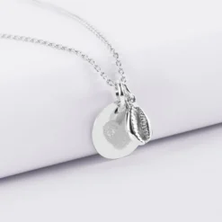 HappyBulle Pendentif personnalisé médaille gravée argent 15 mm et breloque coquillage cauri 10 mm Argent rhodié 925