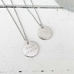 Sale HappyBulle Pendentif personnalisé médaille martelée gravée argent 19 mm Argent rhodié 925