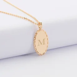 Clearance HappyBulle Pendentif personnalisé médaille vintage ovale dentelée gravée plaqué or 20x13 mm Plaqué or 18k