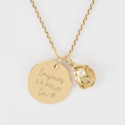 Outlet HappyBulle Pendentif personnalisé médaille gravée plaqué or 19 mm et breloque coquillage perle blanche