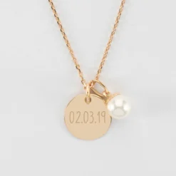Clearance HappyBulle Pendentif personnalisé médaille gravée plaqué or 15 mm et breloque perle nacre 10 mm Plaqué or 18k