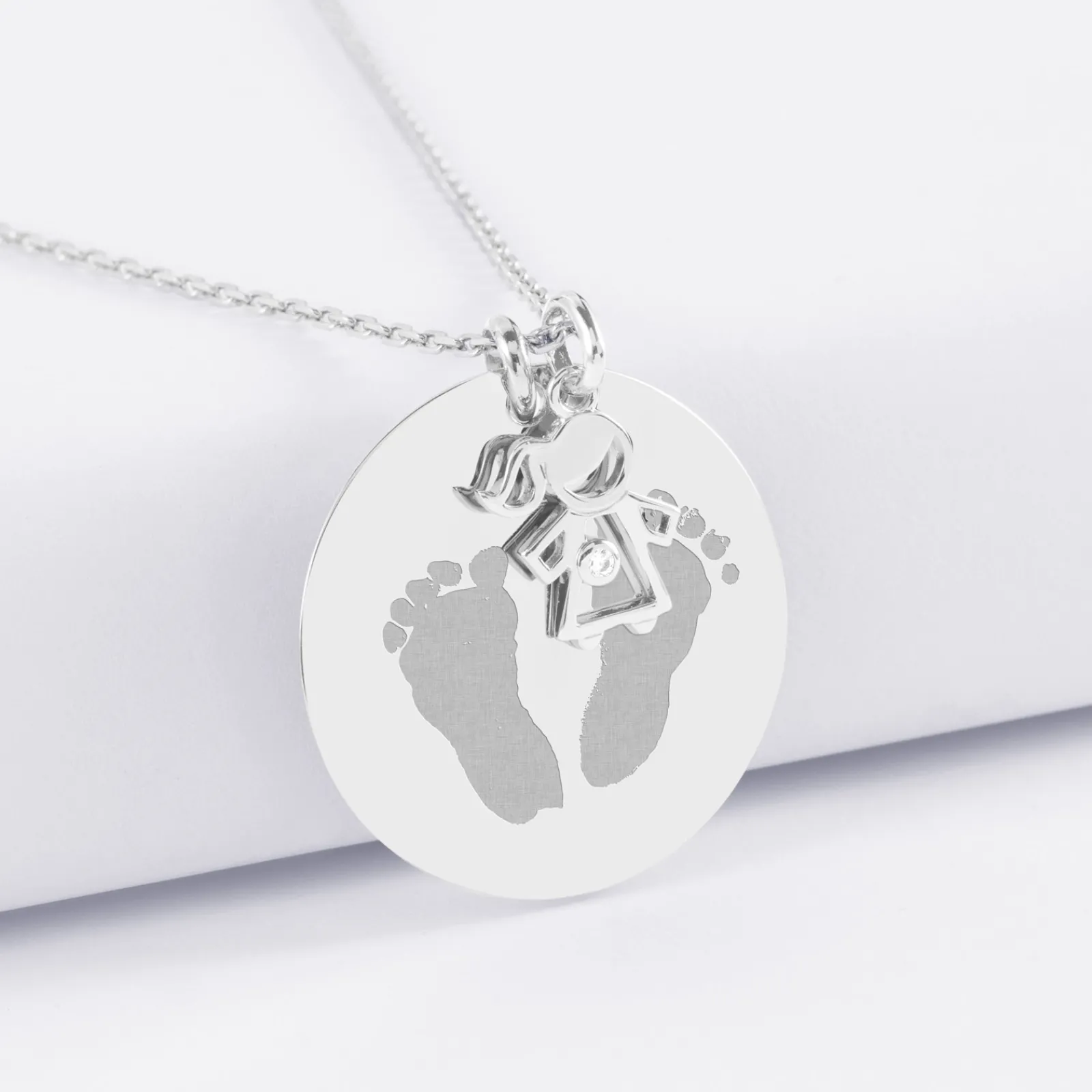 Best HappyBulle Pendentif personnalisé médaille gravée argent 27 mm et breloque petite fille zircon 12 mm Argent rhodié 925