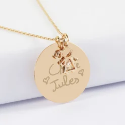 Clearance HappyBulle Pendentif personnalisé médaille gravée plaqué or 27 mm et breloque petite fille zircon 12 mm Plaqué or 18k