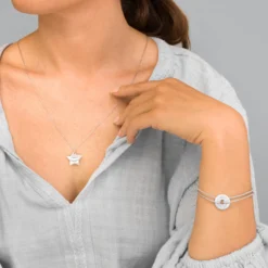 New HappyBulle Pendentif personnalisé prénom médaille gravée argent dormeuse étoile 20x20 Argent rhodié 925