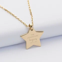 Sale HappyBulle Pendentif personnalisé prénom médaille gravée plaqué or étoile 20x20 mm Plaqué or 18k