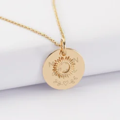 Sale HappyBulle Pendentif réversible personnalisé médaille gravée plaqué or 19 mm et breloque soleil 10 mm Plaqué or 18k