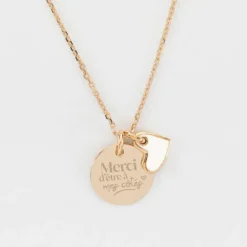 New HappyBulle Pendentif Témoin personnalisé médaille gravée plaqué or 15 mm et breloque coeur email 10 mm Plaqué or 18k