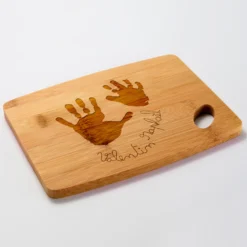 Hot HappyBulle Planche à découper personnalisée bambou gravé 20x15 cm - Nos petits imparfaits
