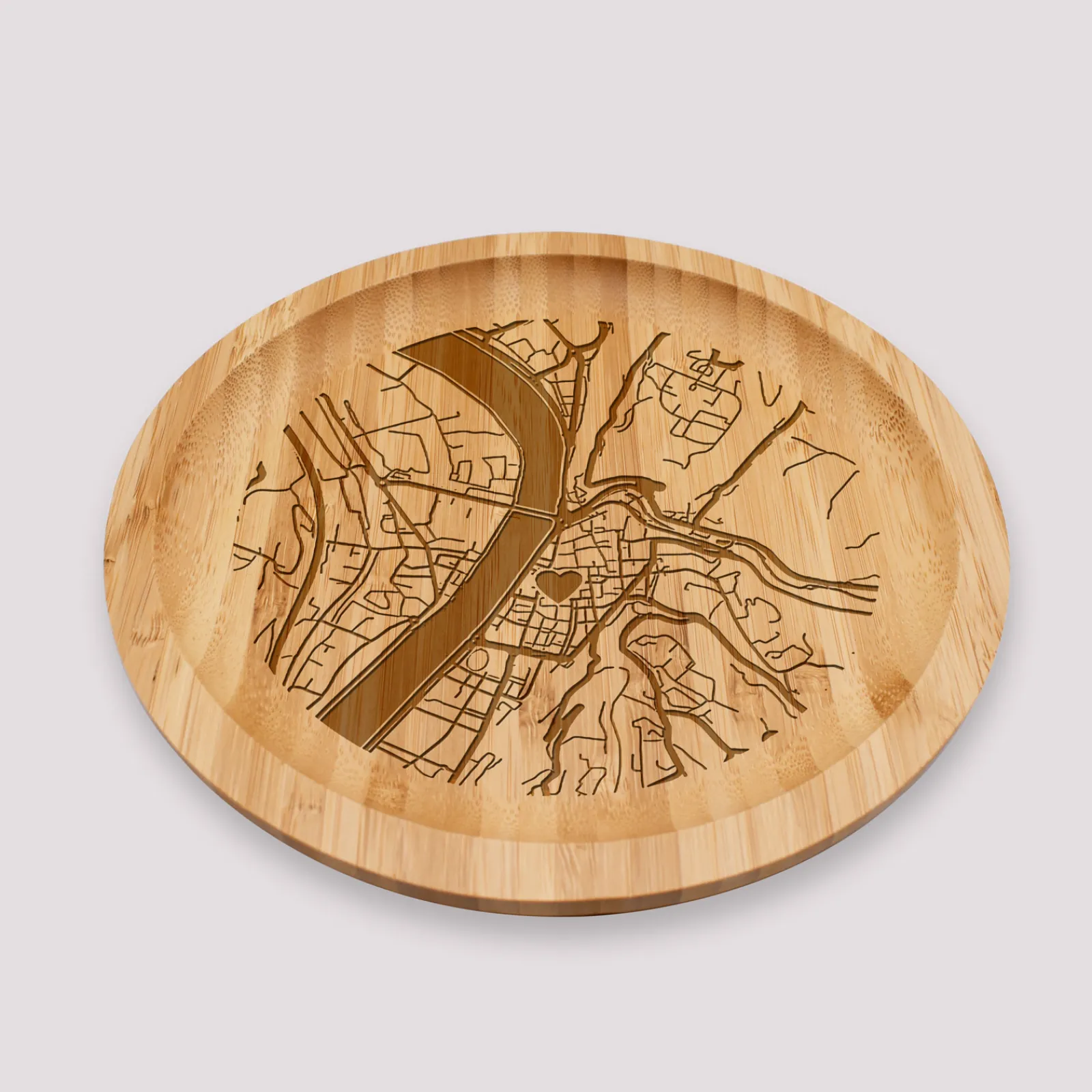 Outlet HappyBulle Plateau rond "Géo map" personnalisé bois gravé 20x20 cm