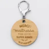 Sale HappyBulle Porte clé personnalisé gravée bois médaille ronde 50 mm "Merci Maîtresse" - Nos petits imparfaits