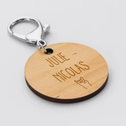 Sale HappyBulle Porte clé personnalisé gravée bois médaille ronde 50 mm