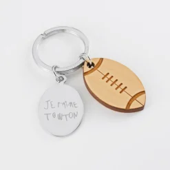 Sale HappyBulle Porte clé personnalisé médaille gravée ovale acier et breloque bois rugby