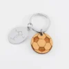 Outlet HappyBulle Porte clé personnalisé médaille gravée ovale acier et breloque bois foot