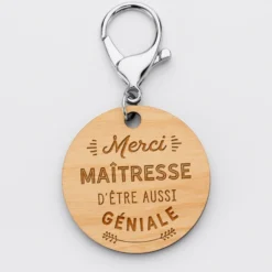 Outlet HappyBulle Porte-clés gravé bois médaille ronde 50 mm - Edition spéciale "Merci Maîtresse"