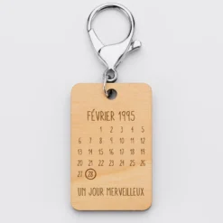 Outlet HappyBulle Porte-clés personnalisé calendrier médaille gravée bois