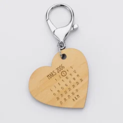 Outlet HappyBulle Porte-clés personnalisé calendrier médaille gravée bois