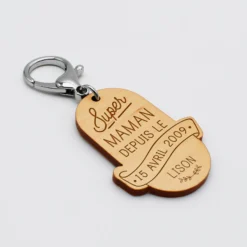 Discount HappyBulle Porte-clés personnalisé gravé bois médaille ovale 58x43 mm -