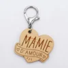 New HappyBulle Porte-clés personnalisé gravé bois médaille coeur 47x50 mm - édition spéciale "mamie d'amour"