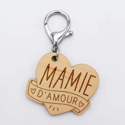 New HappyBulle Porte-clés personnalisé gravé bois médaille coeur 47x50 mm - édition spéciale "mamie d'amour"