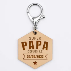 Best HappyBulle Porte-clés personnalisé gravé bois médaille hexagone 52x45 mm - 