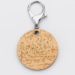 Sale HappyBulle Porte-clés personnalisé gravé bois médaille ronde 50 mm "Carte du ciel étoilé"