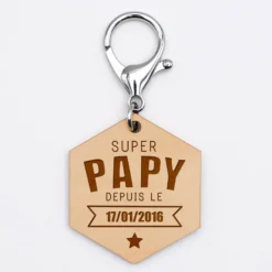 HappyBulle Porte-clés personnalisé gravé bois médaille hexagone 52x45 mm - 