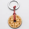 Outlet HappyBulle Porte-clés personnalisé gravé bois médaille ronde 40 mm - édition spéciale "boussole"