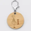 Sale HappyBulle Porte-clés personnalisé initiale gravé bois médaille ronde 50 mm - x Marie Savart