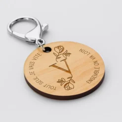 HappyBulle Porte-clés personnalisé médaille gravée bois ronde 50mm Initiale Florale