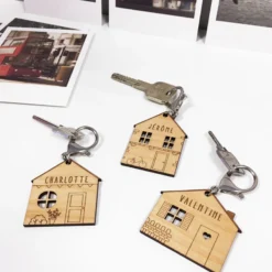 New HappyBulle Porte-clés personnalisé médaille gravée bois Maison 