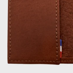 Outlet HappyBulle Protège passeport personnalisé cuir couleur Fauve Marié